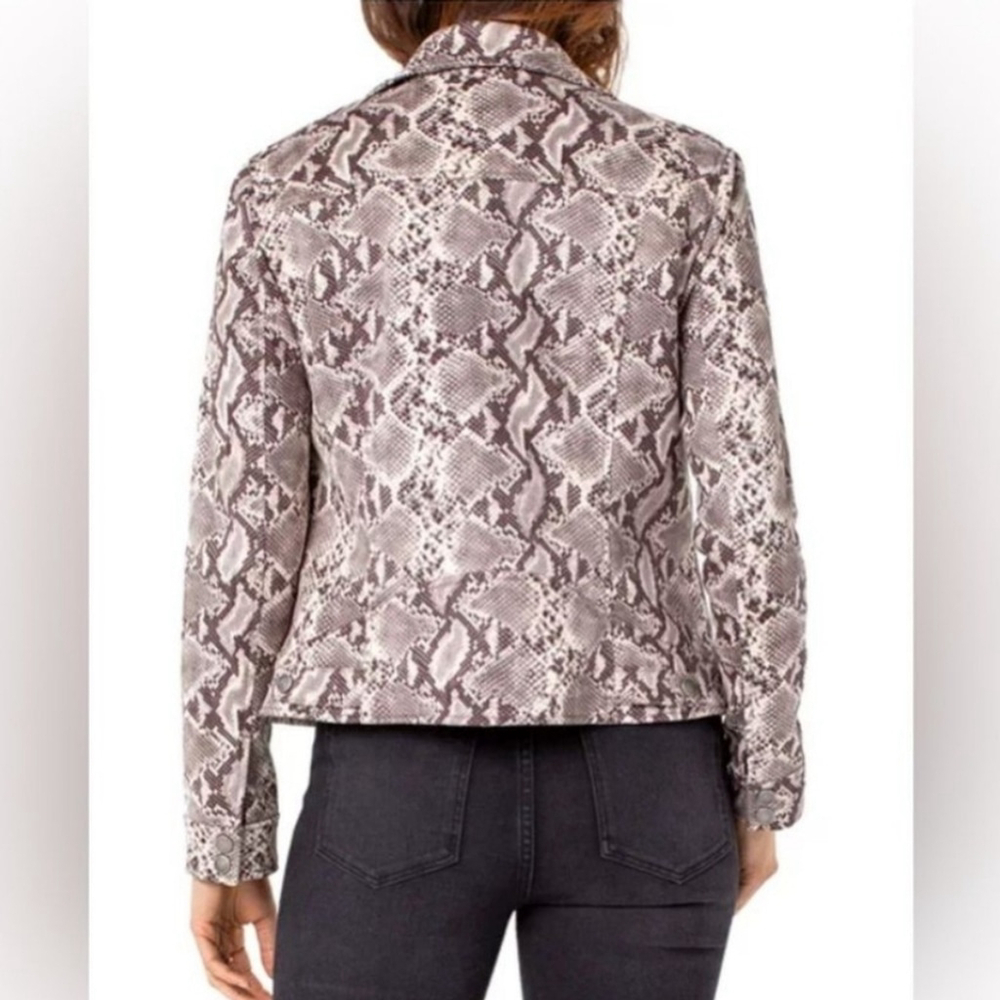 NWOT Pool Los Angeles Snakeskin-Print Moto Jacket Size S Chic & Edgy Grey Python - Picture 3 of 12